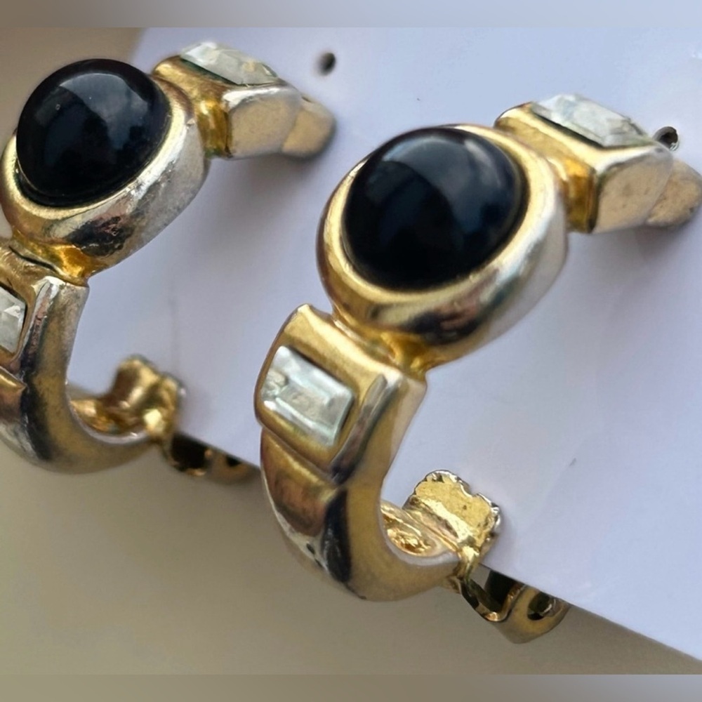 Vintage Black Cabochon Rhinestone Clip Earrings Gold Hoop Earrings Minimalist - Picture 7 of 7